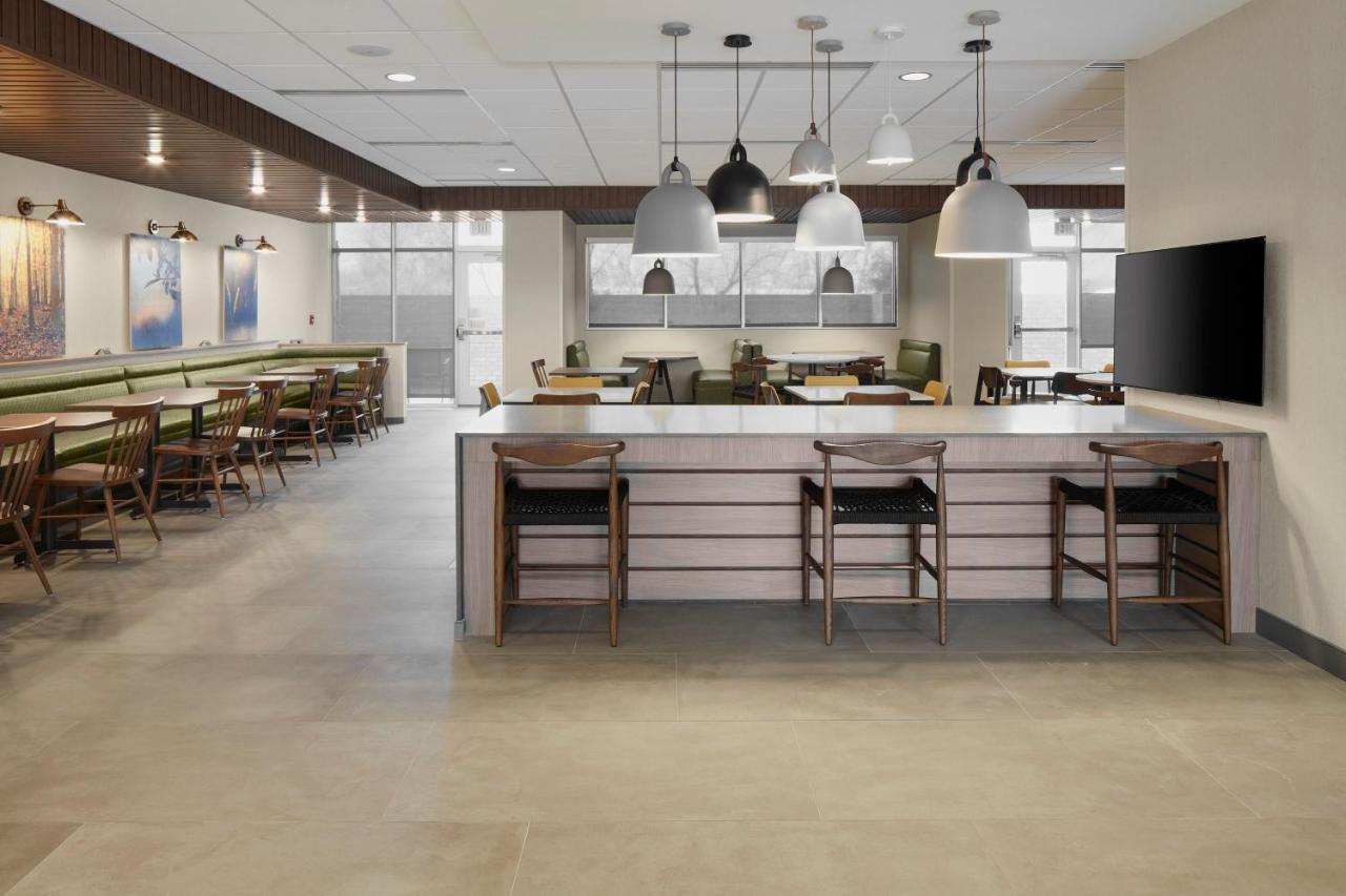 Fairfield Inn & Suites By Marriott Stony Creek Bagian luar foto