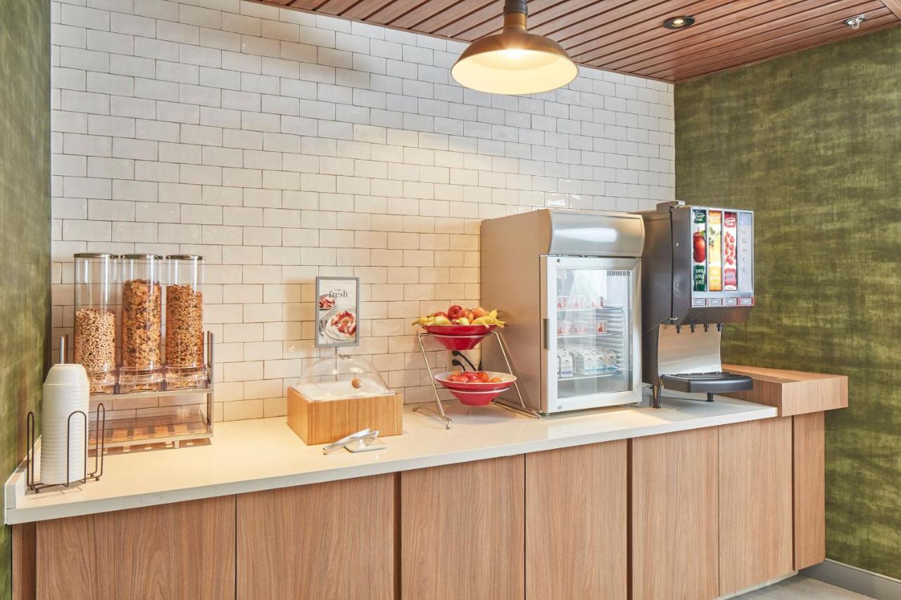 Fairfield Inn & Suites By Marriott Stony Creek Bagian luar foto