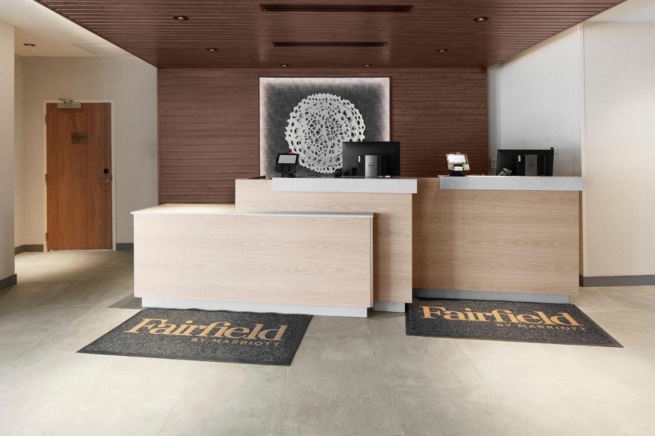Fairfield Inn & Suites By Marriott Stony Creek Bagian luar foto