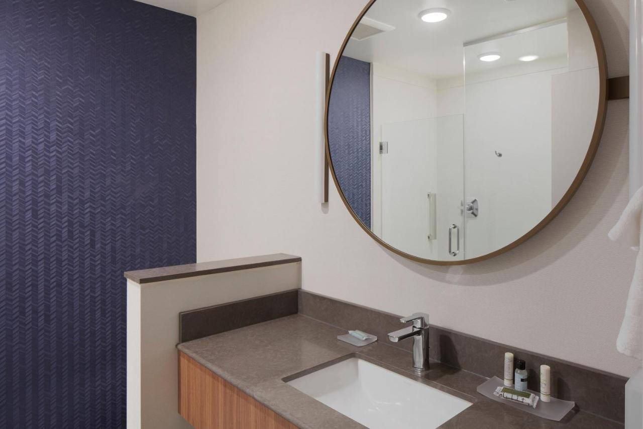 Fairfield Inn & Suites By Marriott Stony Creek Bagian luar foto