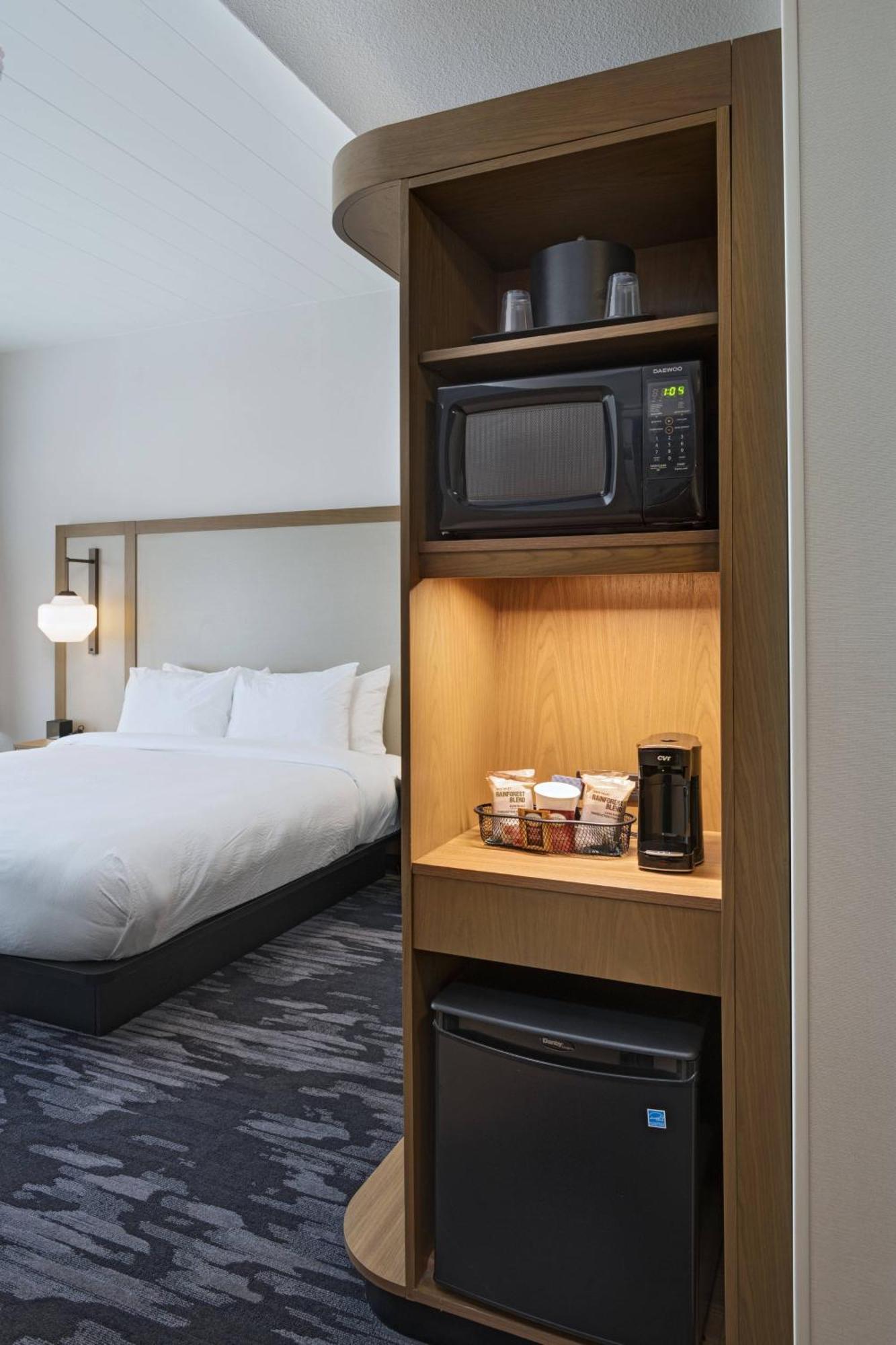 Fairfield Inn & Suites By Marriott Stony Creek Bagian luar foto